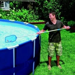 Kit D'entretien De Piscines épuisette + Balai Intex 11 Kit D'entretien De Piscines épuisette + Balai Intex -Ledepot-bailleul Soldes Magasin kit entretien piscines epuisette balai intex 4