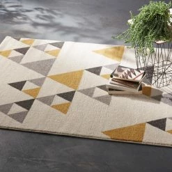 Tapis Triangle 120x170 Ilan Moutarde Atmosphera -Ledepot-bailleul Soldes Magasin tapis triangle 120x170 ilan moutarde atmosphera 1
